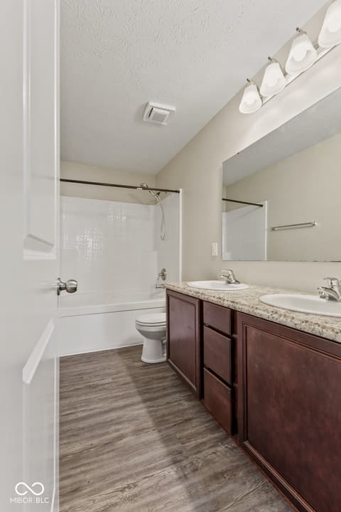 Photo of 10522 Hunters Crossing Boulevard, Indianapolis, IN