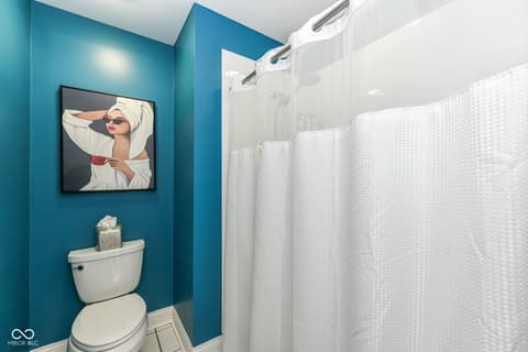 Photo of 10815 Diamond Drive, Carmel, IN