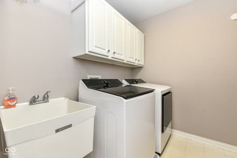 Photo of 10815 Diamond Drive, Carmel, IN