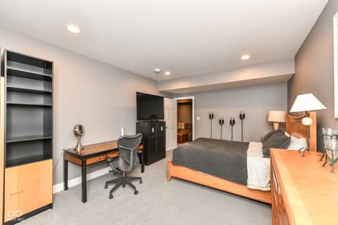 Photo of 10815 Diamond Drive, Carmel, IN