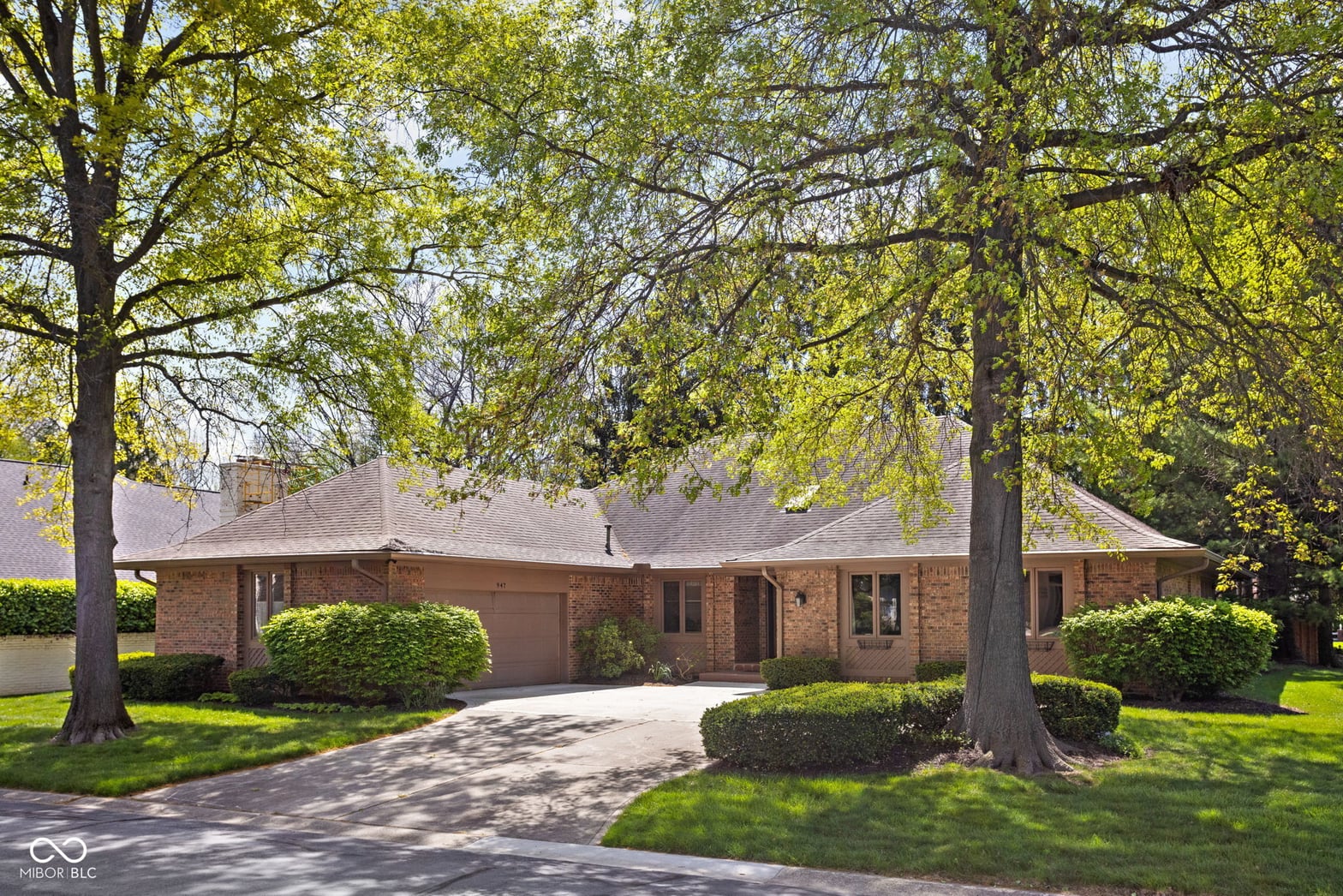 Photo of 947 Tamarack Circle North Drive, Indianapolis, IN