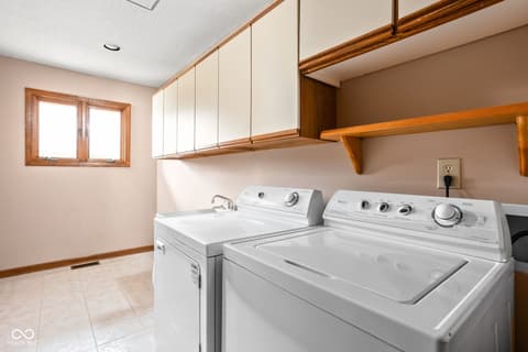 Photo of 947 Tamarack Circle North Drive, Indianapolis, IN