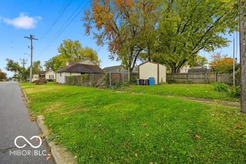 Yard at 225 N West Street, Shelbyville, IN