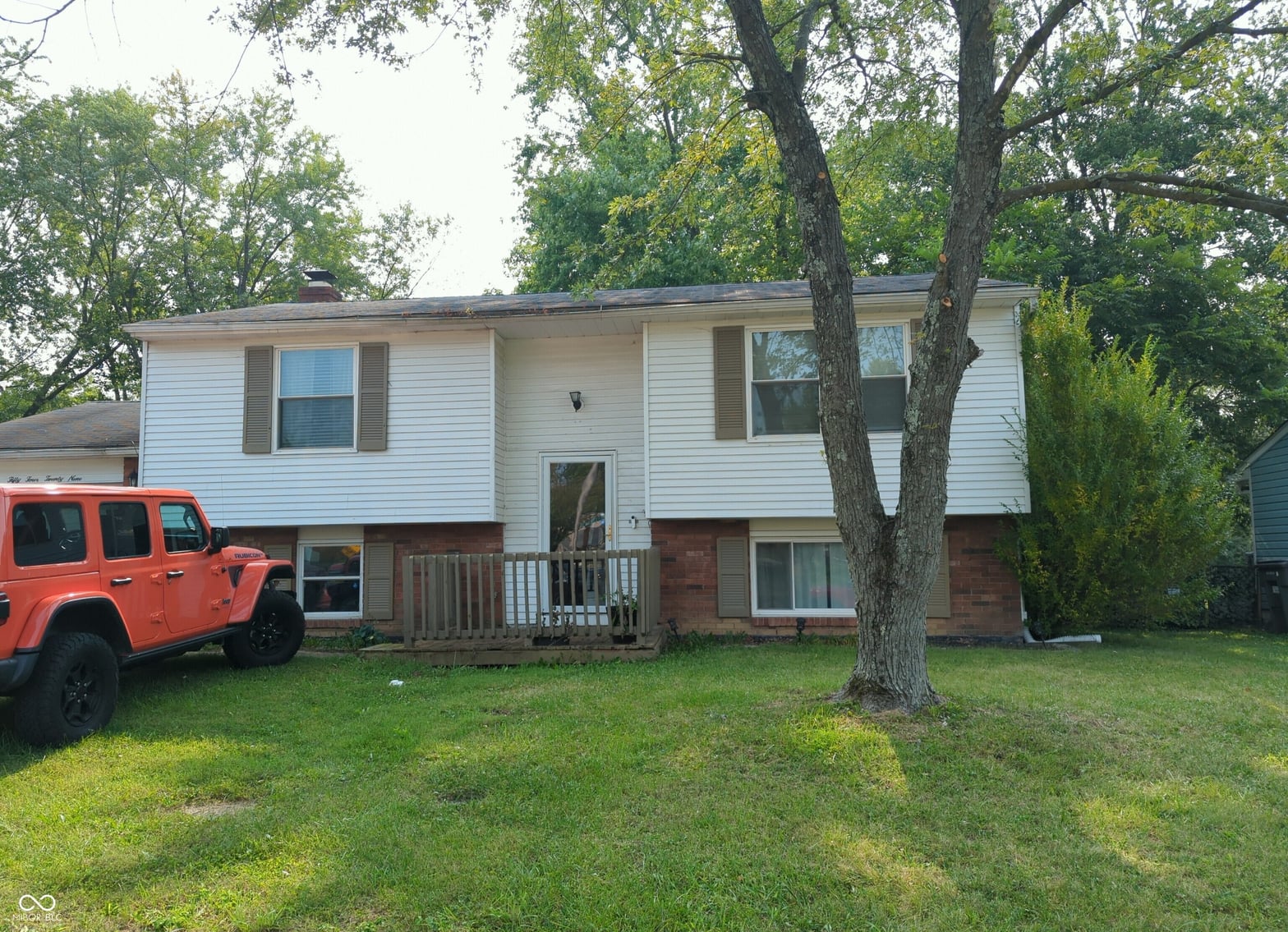Photo of 5429 Armstrong Drive, Indianapolis, IN