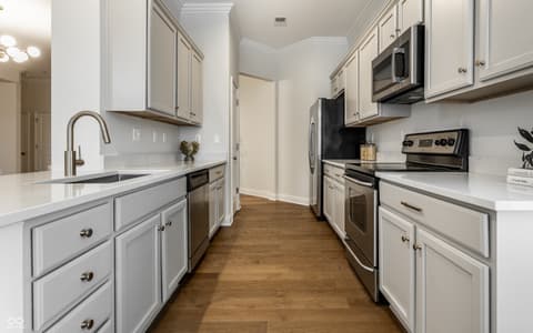 Photo of 450 E Ohio Street, Indianapolis, IN