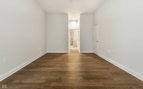 Photo of 450 E Ohio Street, Indianapolis, IN