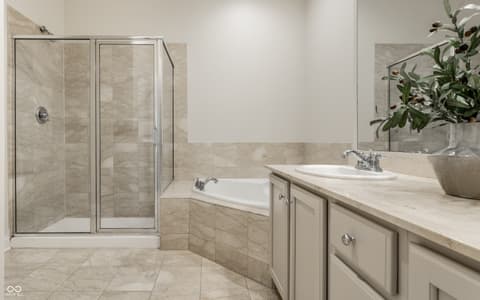 Photo of 450 E Ohio Street, Indianapolis, IN