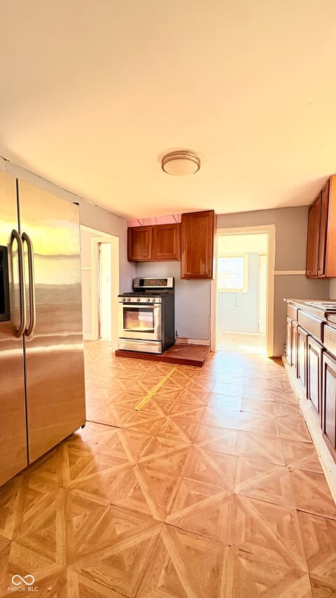 Photo of 408 W Logan Street, Brazil, IN