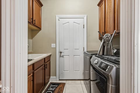 Photo of 2812 Sunflower Court, Columbus, IN