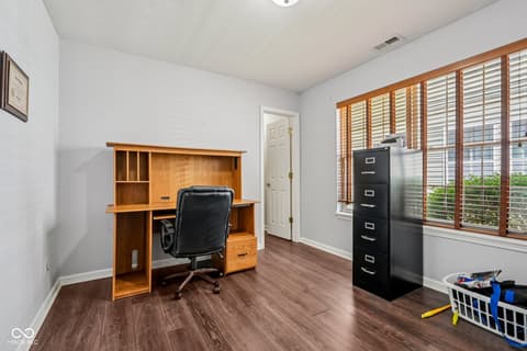 Home office at 933 Amesbury Court, Indianapolis, IN