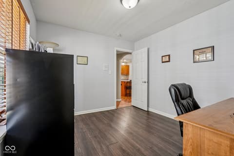 Home office at 933 Amesbury Court, Indianapolis, IN