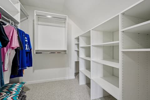 Walk In Closets — 933 Amesbury Court, Indianapolis, IN
