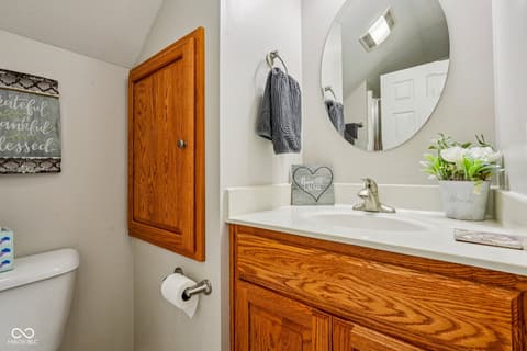 Bathroom at 933 Amesbury Court, Indianapolis, IN