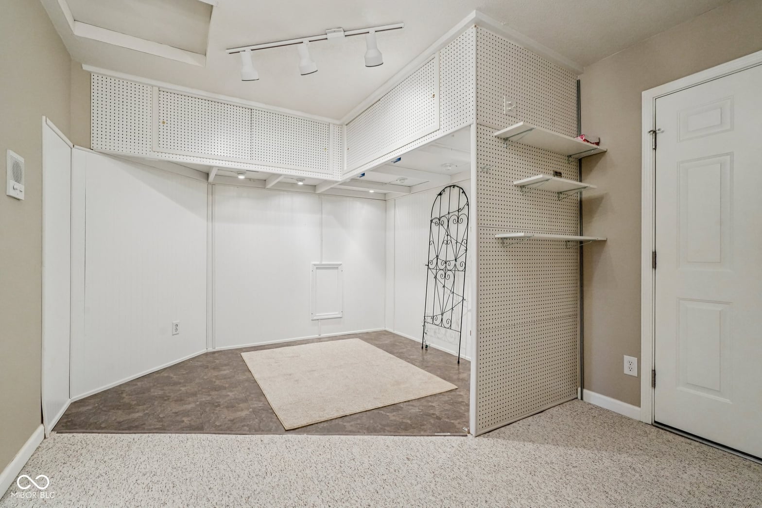 Walk In Closets