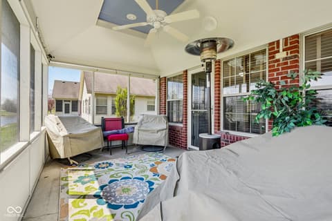 Bonus room at 933 Amesbury Court, Indianapolis, IN