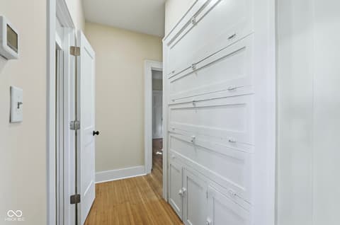 Photo of 551 E 40th Street, Indianapolis, IN