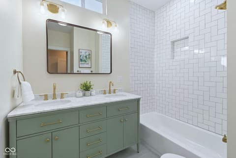 Photo of 551 E 40th Street, Indianapolis, IN