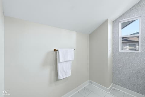 Photo of 551 E 40th Street, Indianapolis, IN