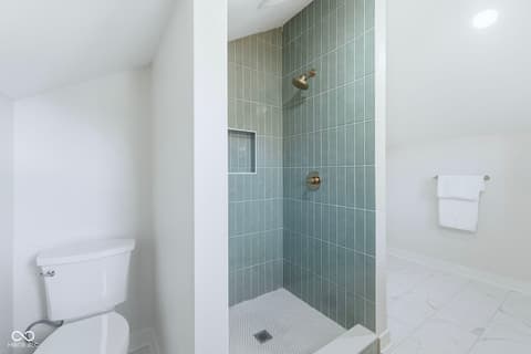 Photo of 551 E 40th Street, Indianapolis, IN