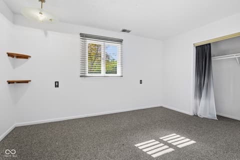 Photo of 4404 Devon Lake Road, Indianapolis, IN