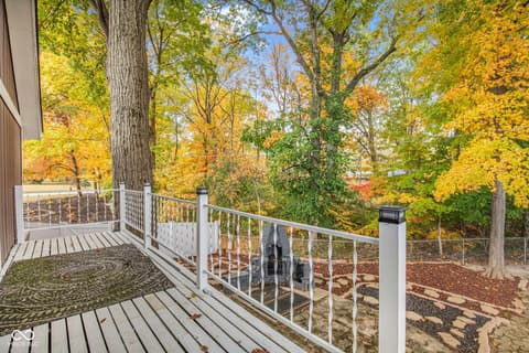 Photo of 4404 Devon Lake Road, Indianapolis, IN
