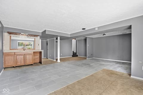 Photo of 4404 Devon Lake Road, Indianapolis, IN