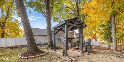 Photo of 4404 Devon Lake Road, Indianapolis, IN