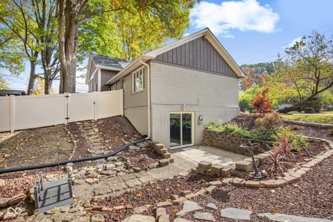 Photo of 4404 Devon Lake Road, Indianapolis, IN