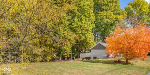 Photo of 4404 Devon Lake Road, Indianapolis, IN