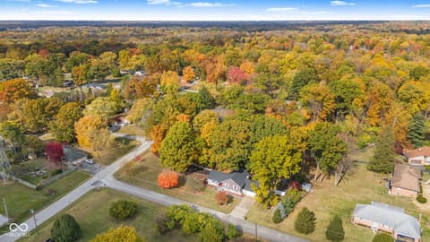 Photo of 4404 Devon Lake Road, Indianapolis, IN