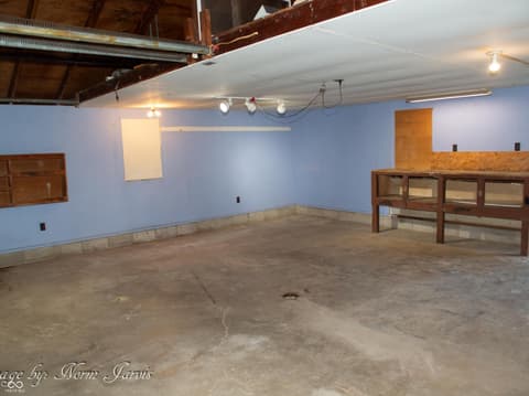 Garage at 1623 S K Street, Elwood, IN