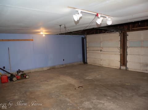 Garage at 1623 S K Street, Elwood, IN