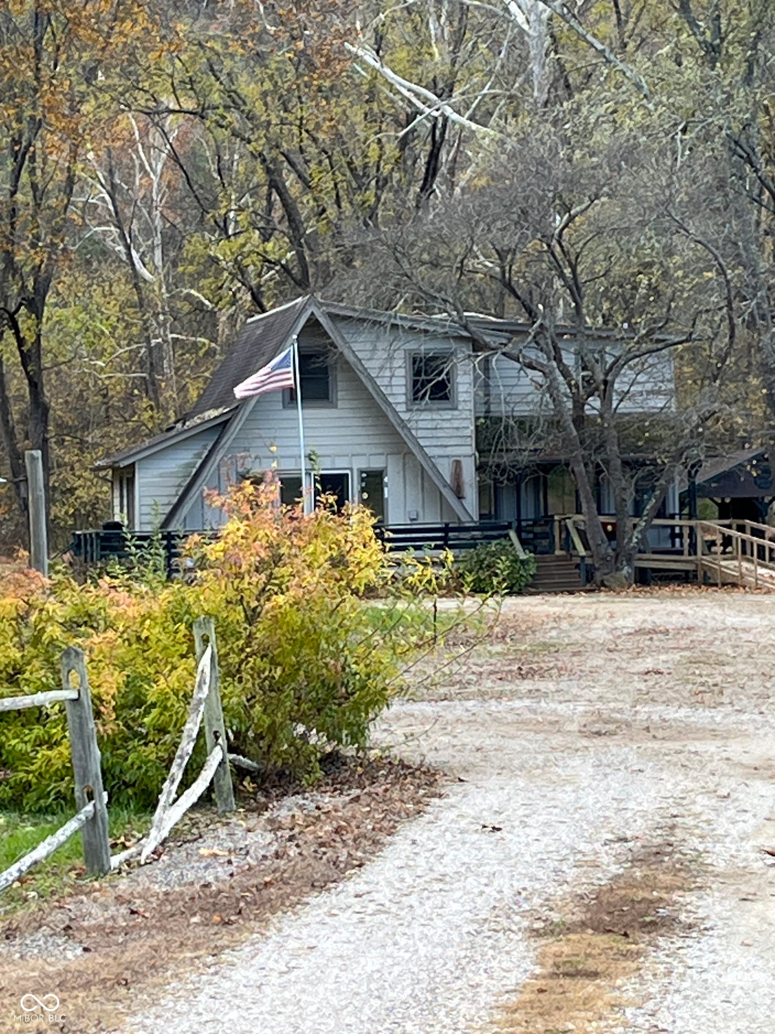 Front exterior at 4007 E State Road 46, Nashville, IN