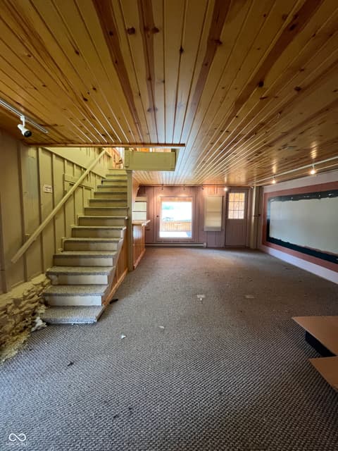 Stairs — 4007 E State Road 46, Nashville, IN