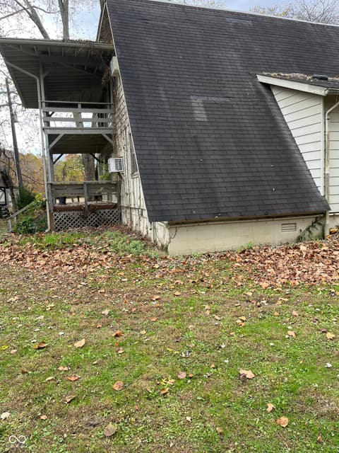 Side exterior at 4007 E State Road 46, Nashville, IN
