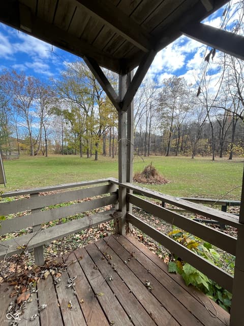 Outdoor living area at 4007 E State Road 46, Nashville, IN