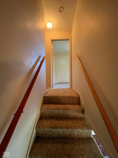Stairs — 4007 E State Road 46, Nashville, IN