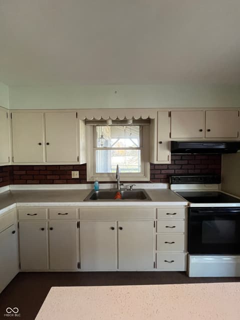 Kitchen at 4007 E State Road 46, Nashville, IN
