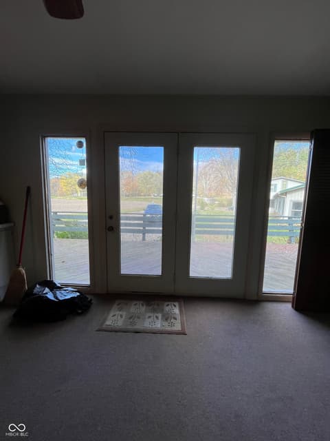 Foyer at 4007 E State Road 46, Nashville, IN