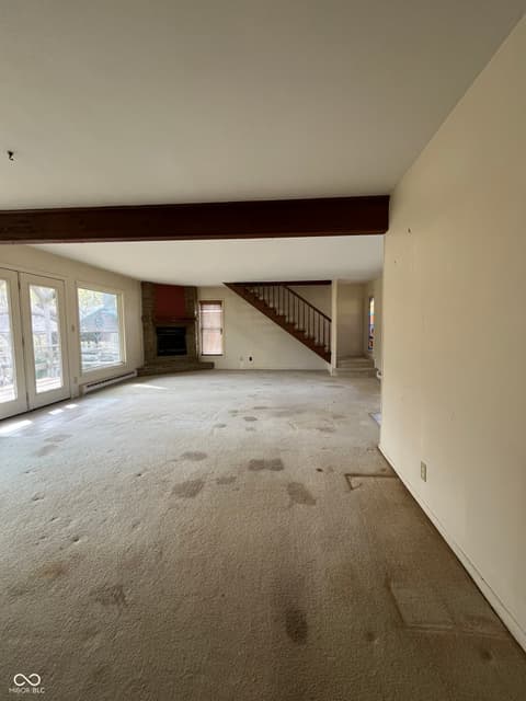 Living room at 4007 E State Road 46, Nashville, IN