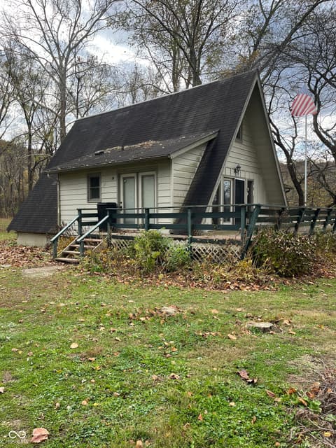 Front exterior at 4007 E State Road 46, Nashville, IN