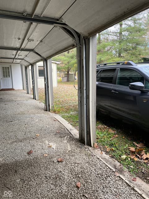 Garage at 4007 E State Road 46, Nashville, IN