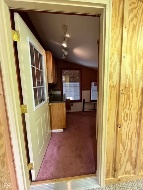 Bonus room at 4007 E State Road 46, Nashville, IN