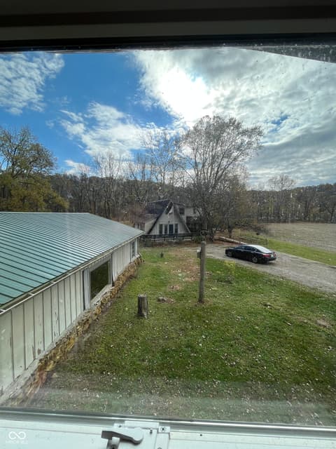 Studio — 4007 E State Road 46, Nashville, IN