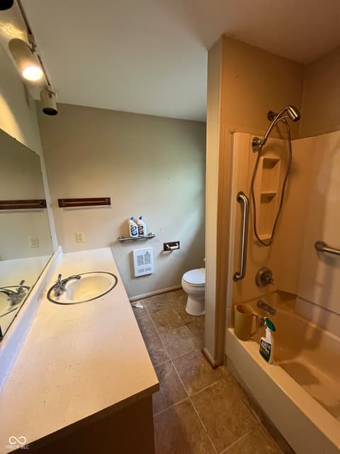 Bathroom at 4007 E State Road 46, Nashville, IN