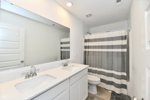Photo of 3382 Essex Drive, Danville, IN