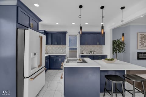 Photo of 115 Charlotte Place, Indianapolis, IN