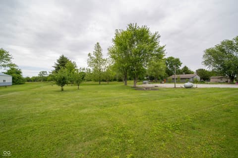 Yard at 5388 W Hazelrigg Road, Thorntown, IN
