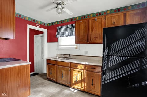 Photo of 224 Reddingdale Drive, New Castle, IN