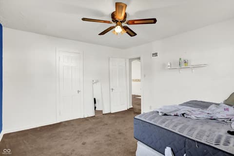 Photo of 224 Reddingdale Drive, New Castle, IN